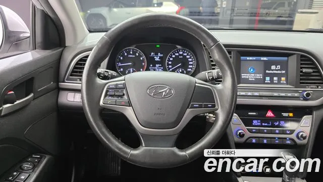 Hyundai Avante 2016 thumb 12