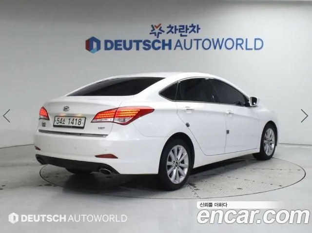 Hyundai i40 2012 thumb 2