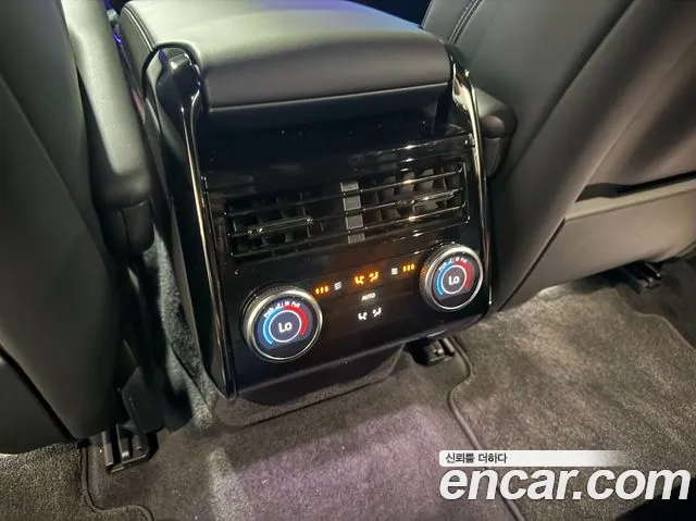 Land Rover Range Rover Sport 2026 thumb 9