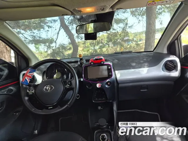 Toyota AYGO 2017 thumb 7