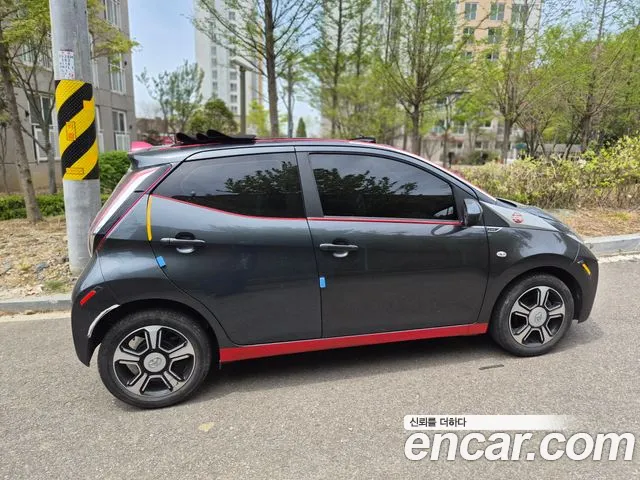 Toyota AYGO 2017 thumb 10