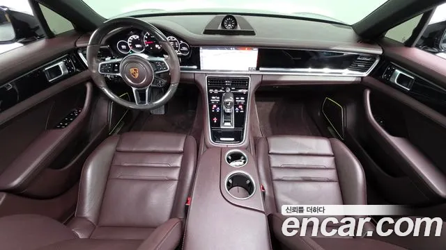 Porsche Panamera 2018 thumb 7