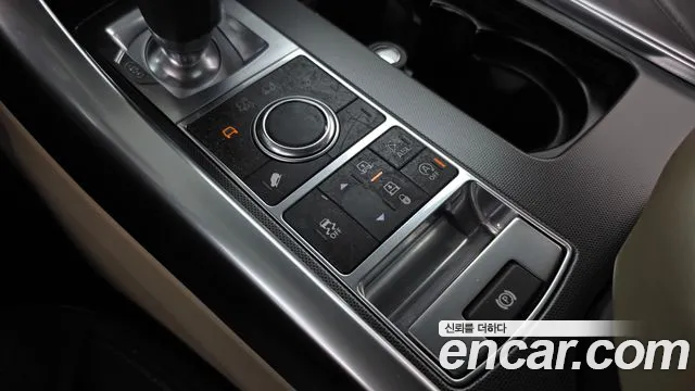 Land Rover Range Rover Sport 2015 thumb 9