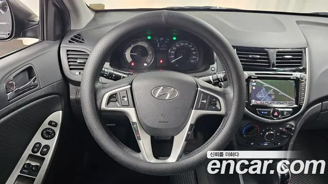 Hyundai Accent 2012 thumb 12