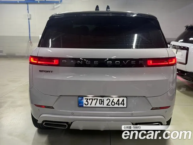 Land Rover Range Rover Sport 2026 thumb 2