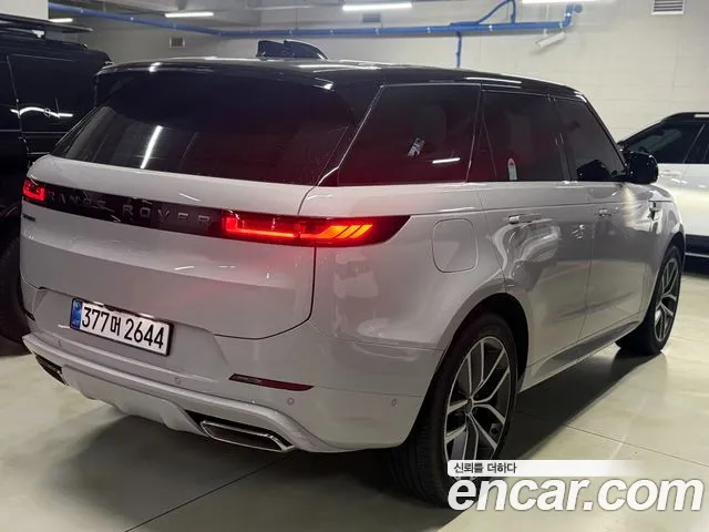 Land Rover Range Rover Sport 2026 thumb 4