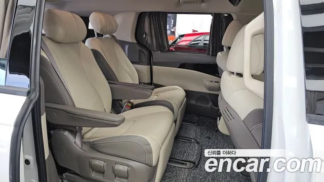 Kia Carnival 2024 thumb 12