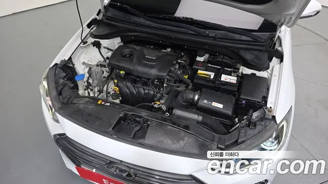 Hyundai Avante 2016 thumb 6