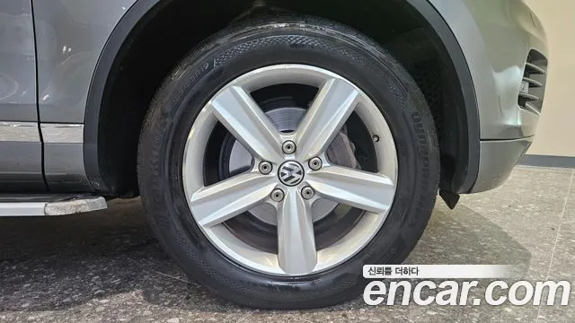 Volkswagen Touareg 2014 thumb 5