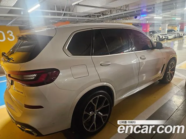 BMW X5 2023 thumb 3