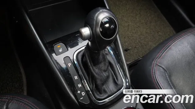 Kia Carens 2011 thumb 9