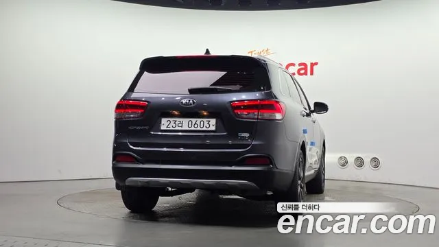 Kia Sorento 2016 thumb 4