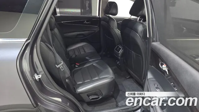 Kia Sorento 2016 thumb 11