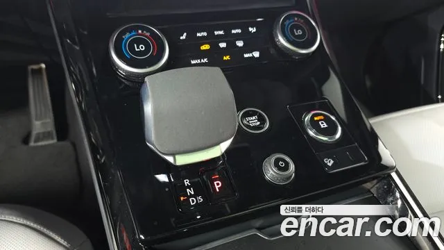 Land Rover Range Rover Sport 2023 thumb 9