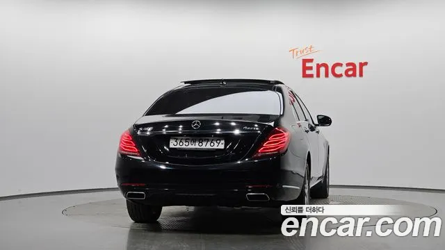 Mercedes-Benz S-Класс 2015 thumb 3