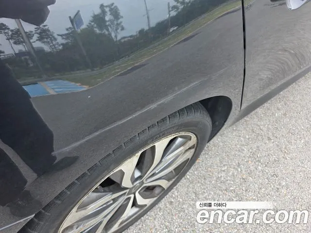 Renault Latitude 2012 thumb 7