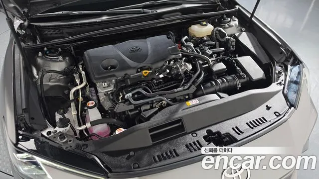 Toyota Camry 2025 thumb 6
