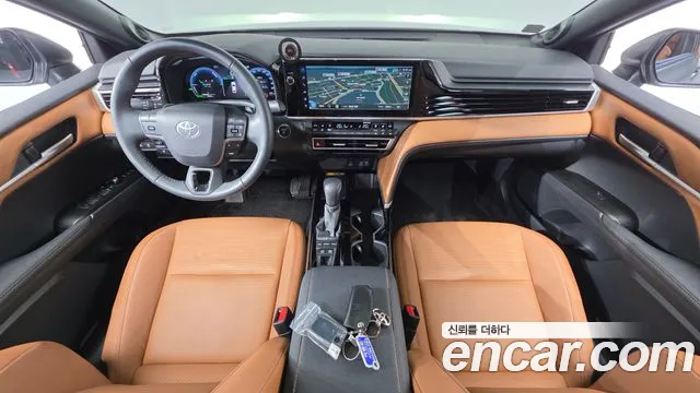 Toyota Camry 2025 thumb 7