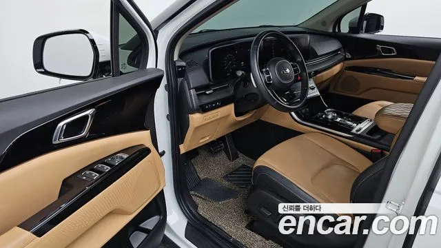 Kia Carnival 2021 thumb 9