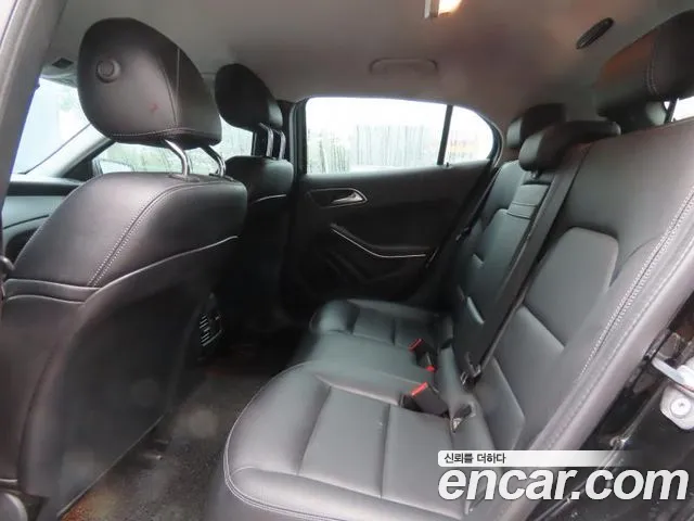 Mercedes-Benz GLA 2019 thumb 7