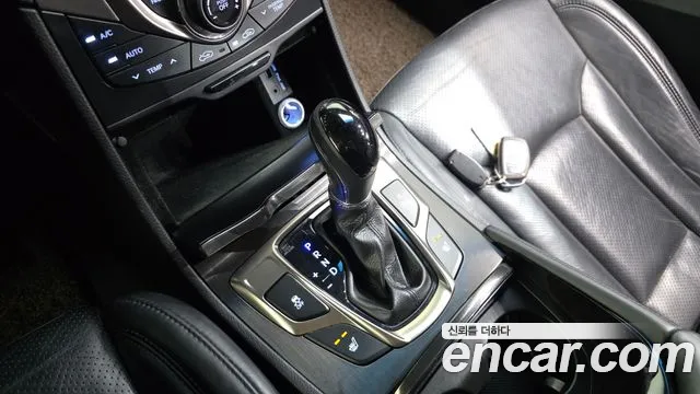 Hyundai Grandeur 2013 thumb 9
