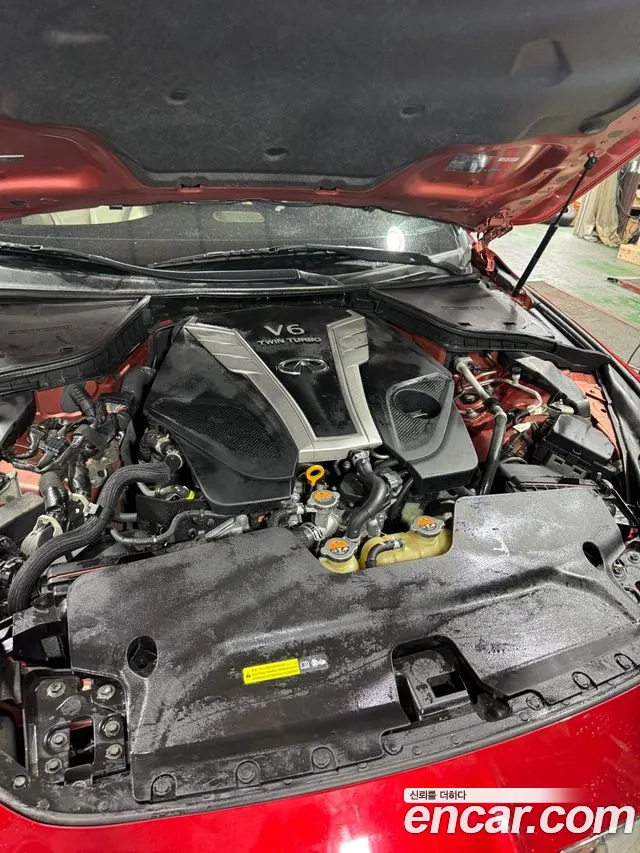 Infiniti Q60 2018 thumb 9