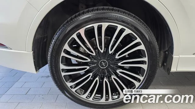 Lincoln Aviator 2022 thumb 5