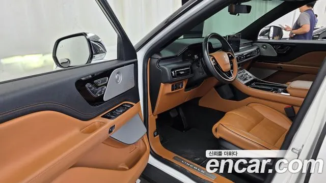 Lincoln Aviator 2022 thumb 10