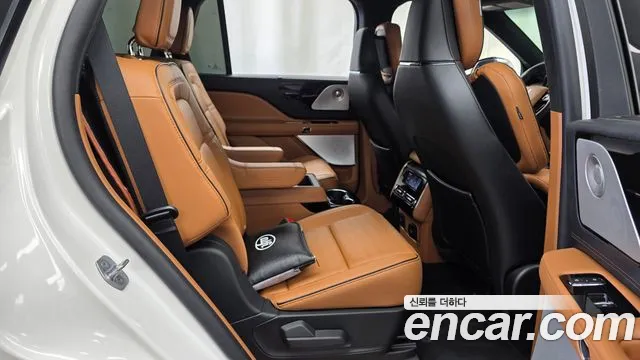 Lincoln Aviator 2022 thumb 11
