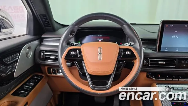 Lincoln Aviator 2022 thumb 12
