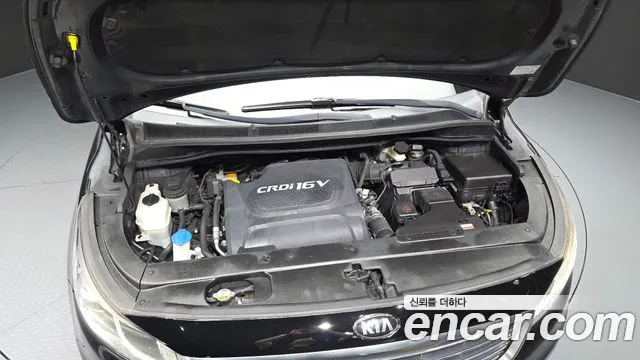 Kia Carnival 2016 thumb 6