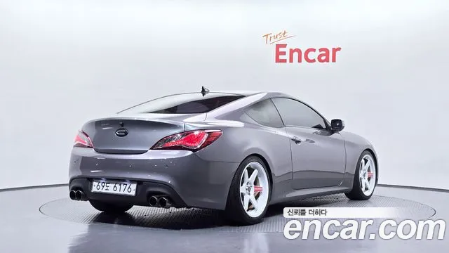 Hyundai Genesis 2008 thumb 2