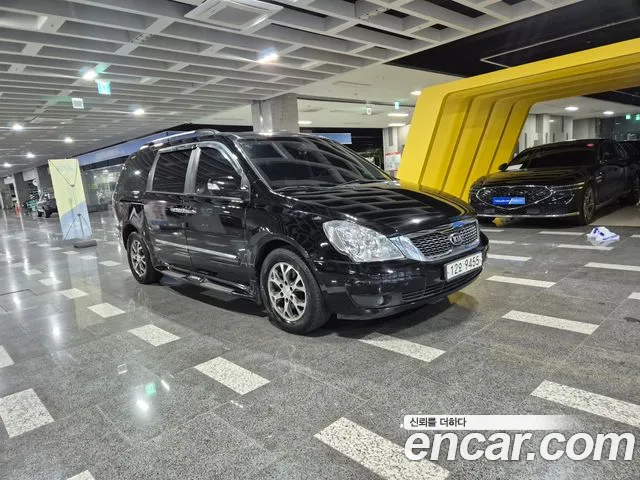 Kia Carnival 2013 thumb 2