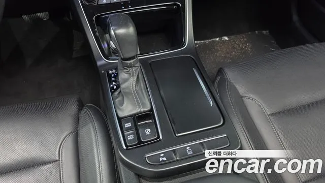 Hyundai Grandeur 2017 thumb 9