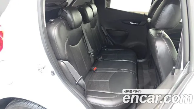 Chevrolet Spark 2016 thumb 12