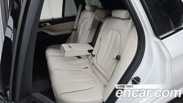 BMW X5 2025 thumb 12