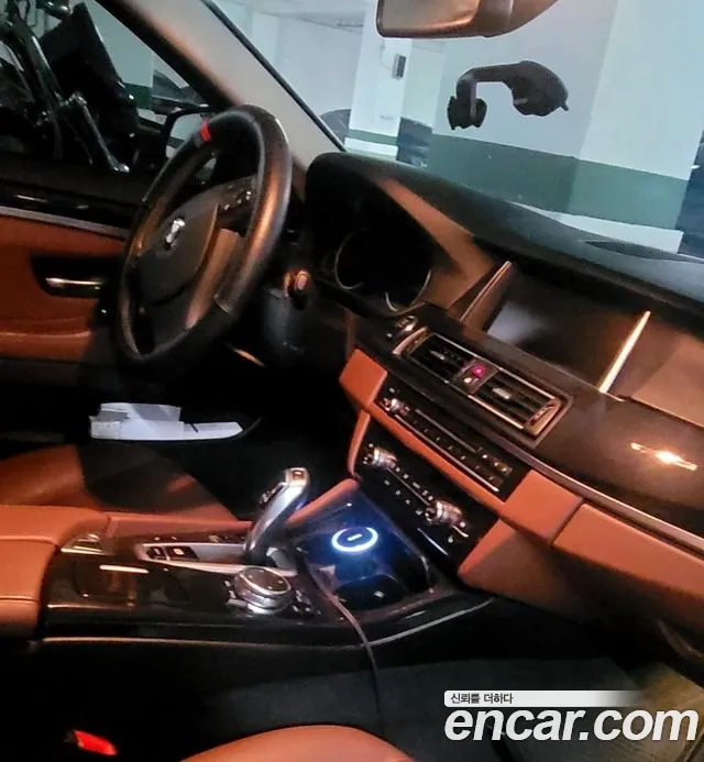 BMW 5 серии 2016 thumb 12