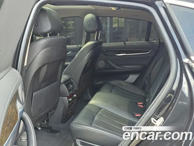 BMW X6 2018 thumb 8