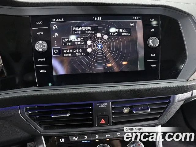 Volkswagen Jetta 2021 thumb 6