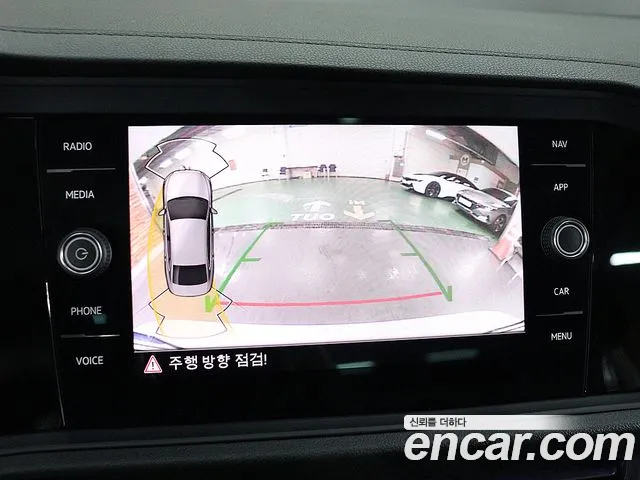 Volkswagen Jetta 2021 thumb 9