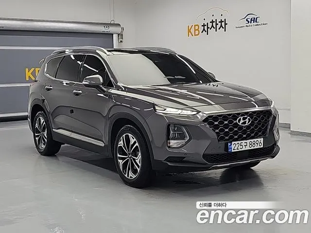 Hyundai Santa Fe 2018 thumb 2