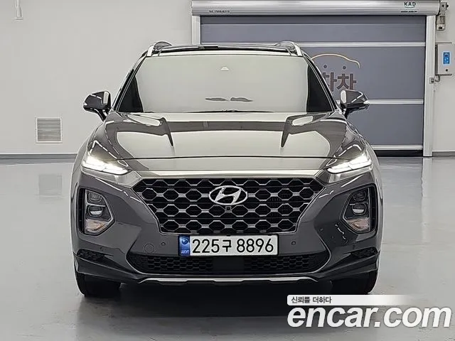 Hyundai Santa Fe 2018 thumb 3