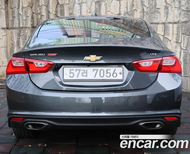 Chevrolet Malibu 2018 thumb 2
