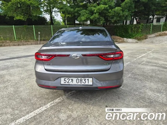 Renault Megane 2016 thumb 6