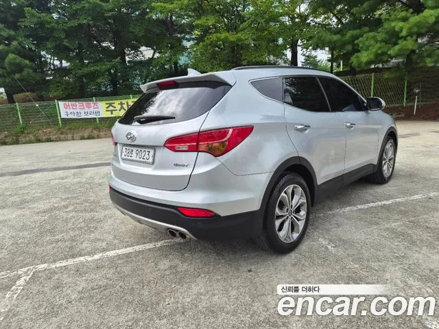 Hyundai Santa Fe 2015 thumb 5