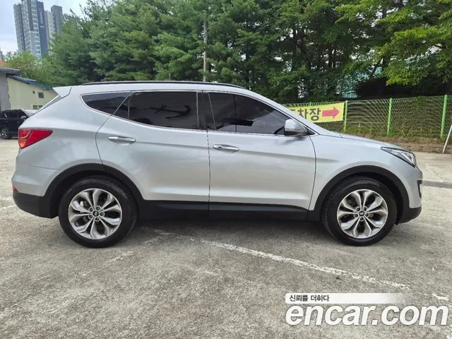Hyundai Santa Fe 2015 thumb 8