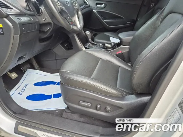 Hyundai Santa Fe 2015 thumb 9