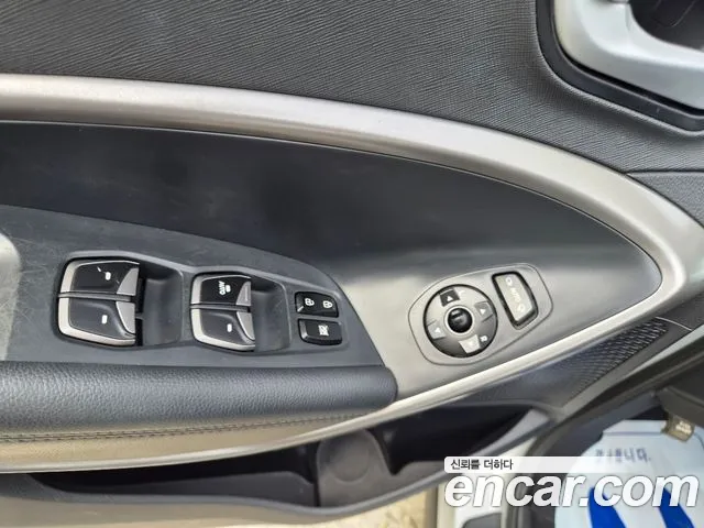 Hyundai Santa Fe 2015 thumb 10