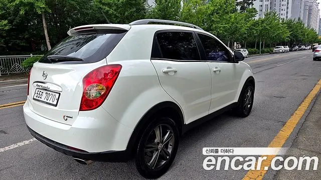 KG_Mobility_Ssangyong KORANDO 2013 thumb 4