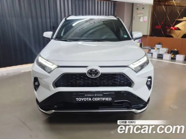 Toyota RAV4 2025 thumb 3
